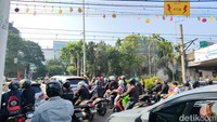 Kondisi Pejompongan Sekitar Rel KA Pagi Ini, Masih Ada Massa