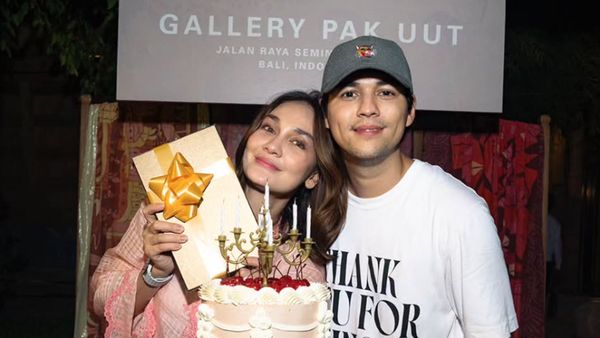 Gaya Tradisional-Modern Luna Maya Ultah ke-43, Digelar di Galeri Milik Ayah