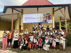 Mahasiswa KKN UAD Bantu Pemulihan Pascagempa di Manggarai Barat