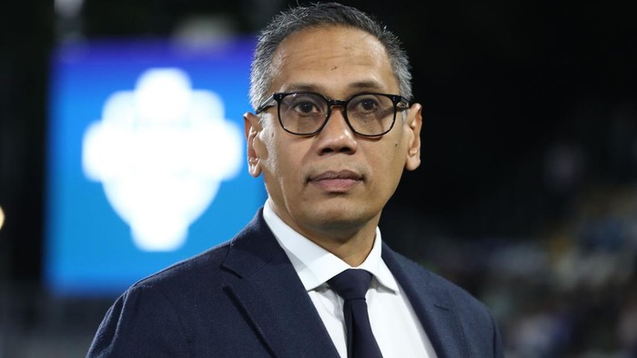 COMO, ITALY - SEPTEMBER 15: Como 1907 president Mirwan Suwarso during the Serie A match between Como 1907 and Genoa CFC at Giuseppe Sinigaglia Stadium on September 15, 2025 in Como, Italy. (Photo by Marco Luzzani/Getty Images)