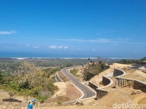 View Laut Dab! JJLS Kelok 23 Penghubung Bantul-Gunungkidul Segera Dibuka