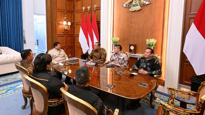 Saat Panglima Jilah Temui Prabowo Bahas Syarat Tato TNI hingga Karhutla