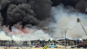 Serangan Rudal dan Drone Rusia Masih Mengguncang Kyiv