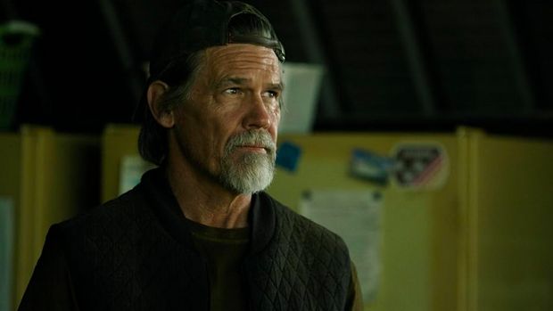 The Dog Stars The Dog Stars merupakan film thriller fiksi ilmiah terbaru garapan Ridley Scott yang diadaptasi dari novel berjudul sama karya Peter Heller yang terbit pada 2012.