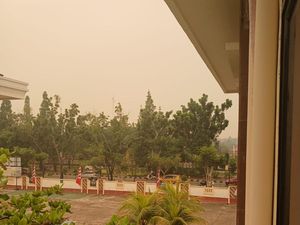 Asap Karhutla Bikin Langit Pontianak Kuning Kecokelatan, Ini Kata BMKG