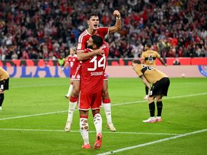 Bayern Munich Sikat Stuttgart 5-1