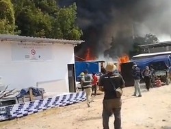Kebakaran Bedeng Logistik Dekat RS PIK Padam, Diduga Akibat Korsleting