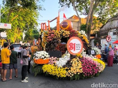 Melihat Kemeriahan Gresik Merdeka Karnival