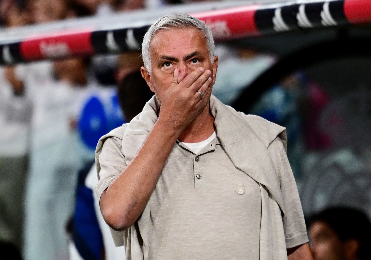 Jose Mourinho menolak tawaran melatih Timnas Portugal. Foto: REUTERS/Juan Barbosa