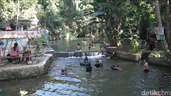 Potret Segarnya Kali Odo di Semarang yang Hanya Mengalir Saat Kemarau