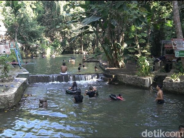 Potret Segarnya Kali Odo di Semarang yang Hanya Mengalir Saat Kemarau