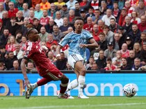 Video: Saling Berbalas Gol, Liverpool vs Nottingham Berakhir 2-2