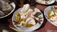 Gultik TikToker Nadshav Viral di BKT, Antre 30 Menit Demi Gulai Lekoh!