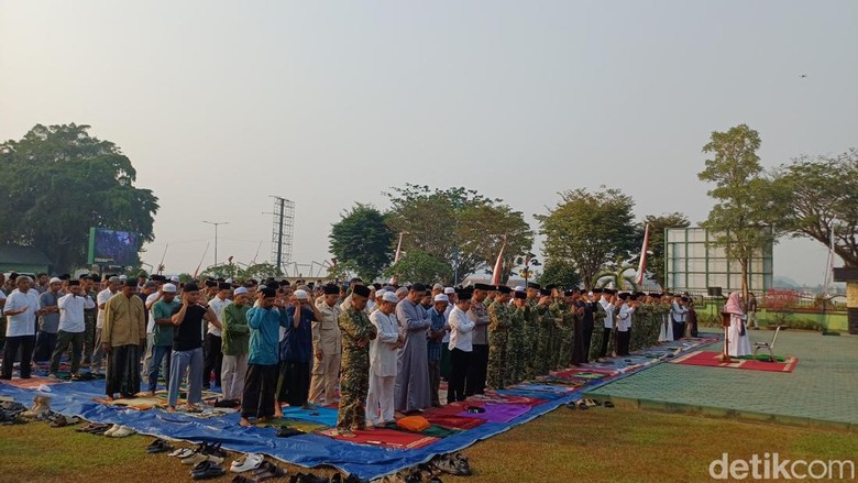 Kaltim Dilanda Kemarau Panjang dan Karhutla, Warga Serempak Doa Minta Hujan