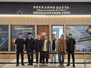 Bikin Ribut di NTT, 5 WNA China Dideportasi dan Ditangkal
