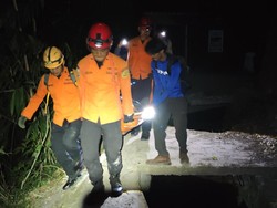 Video: Momen Evakuasi Pecinta Reptil yang Jatuh ke Jurang 40 Meter di Semarang