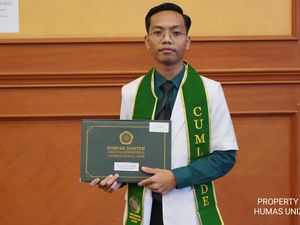 Wujudkan Cita-cita Sejak Kecil, Dokter Penyandang Disabilitas Ini Lulus dengan IPK 4!
