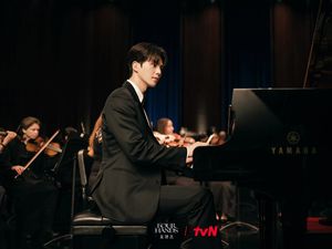 Rating Four Hands, Two Sonatas Jelang Tamat Malam Ini Masih Gacor
