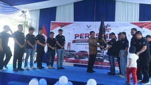 Gubernur Herman Deru Dorong Masyarakat Sumsel Beralih ke Mobil Listrik