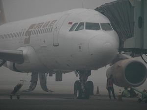 Kabut Asap Makin Pekat, Penerbangan Bandara Tjilik Riwut Terpaksa Dibatalkan
