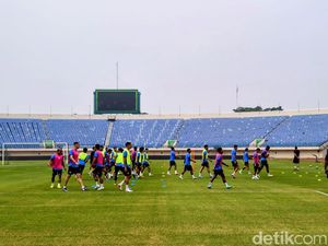 Tanpa Bobotoh, Marc Klok Janji Bawa Persib Lolos Playoff ACL 2