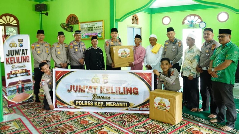 Polres Kepulauan Meranti Ajak Warga Cegah Karhutla Lewat 'Jumat Keliling'