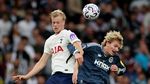 Tottenham Makin Terpuruk, Newcastle Bekuk The Lilywhites 2-0