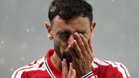 Old Trafford Hujan, Atap Bocor, Banjir Gol Kemenangan King MU