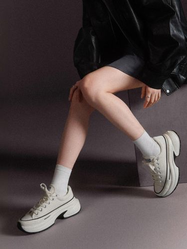 Converse x Karina aespa