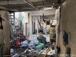 Kebakaran di Gambir Jakpus Hanguskan Sejumlah Rumah dan Gedung Kosong