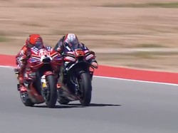 Duel 300 Km/Jam Marc Marquez Vs Bezzecchi di Aragon: Motor seperti Nempel