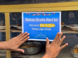 Ulang Tahun ke-64, Zulhas Borong Dagangan UMKM
