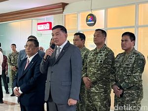 Heli Jepang Bantu Atasi Karhutla, Menhan: Kerja Sama Pertahanan