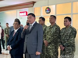 Heli Jepang Bantu Atasi Karhutla, Menhan: Kerja Sama Pertahanan