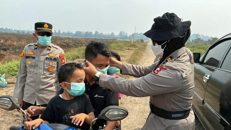 Polda Sumsel Gandeng Mahasiswa STIK Edukasi Warga Cegah Karhutla