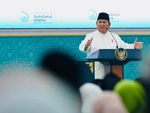 Alasan Prabowo Tolak Utang IMF