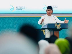 Alasan Prabowo Tolak Utang IMF