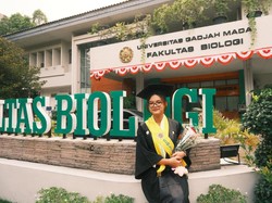 Usia Masih Belasan, Wilang Sudah Raih Gelar Sarjana dari UGM