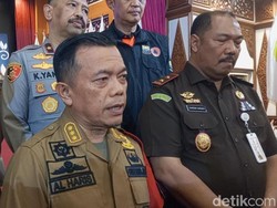 Gubernur Al Haris Minta Kepala Daerah Tak Ragu Bertindak Tangani Karhutla Jambi