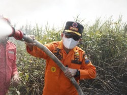 Al Haris Beri SP1 ke Bupati yang Lamban Tangani Karhutla