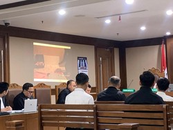 Jaksa KPK Tunjukkan Isi Safe House Lokasi Pejabat Bea Cukai Sembunyikan Rp 5 M