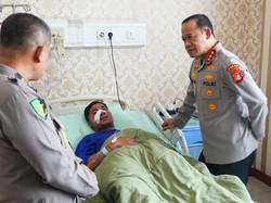 Kapolda Metro Jenguk Personel dan Ojol Dirawat Imbas Ricuh Usai Aksi di DPR