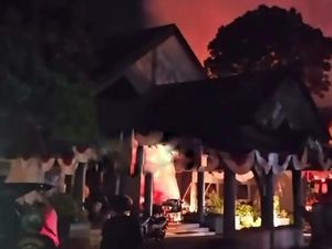 Kantor Taman Nasional Meru Betiri Jember Terbakar