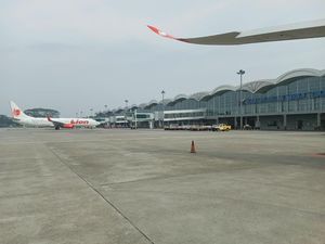 Erupsi Sinabung Bikin Penerbangan Lion Group dari dan ke Kualanamu Terganggu