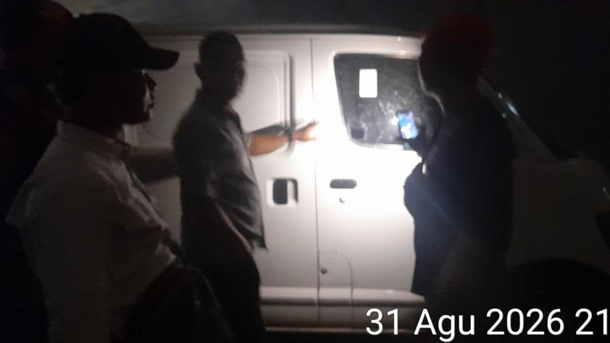 Aksi Maling Pecah Kaca di Depok, Dua ECU Gran Max Raib Digasak Pelaku