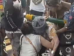 Polemik Portal Maliboro Bikin Susah Lansia-Pengguna Kursi Roda