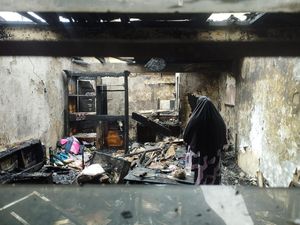 Warga Cerita Detik-detik Kebakaran Hanguskan 114 Rumah di Gambir Jakpus