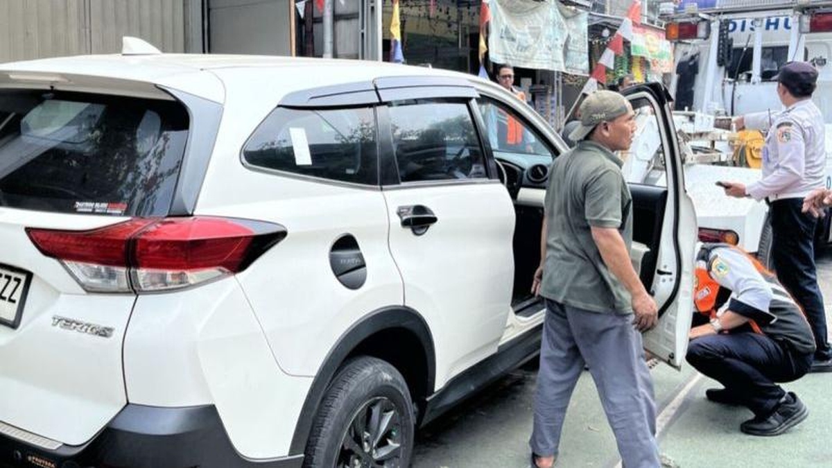 15 Kendaraan Parkir Liar di Jaktim Ditindak Tegas Sudinhub