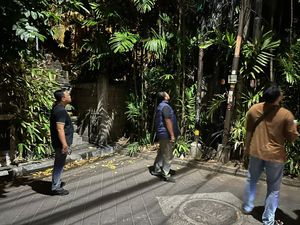 Kalung Emas Rp 225 Juta Bule Aussie Dijambret di Bali, Polisi Buru Pelaku