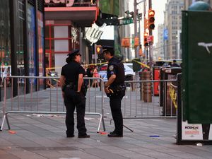 Video Insiden Penusukan di Times Square, Mamdani: 1 Korban dan Pelaku Tewas